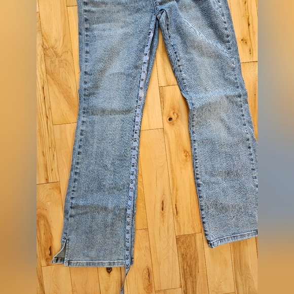 Judy Blue Slim Bootcut Light Wash 9/29 - Picture 8 of 10
